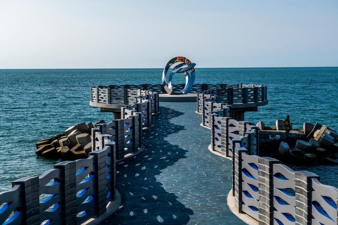 海上最耀眼的婚戒裝置藝術